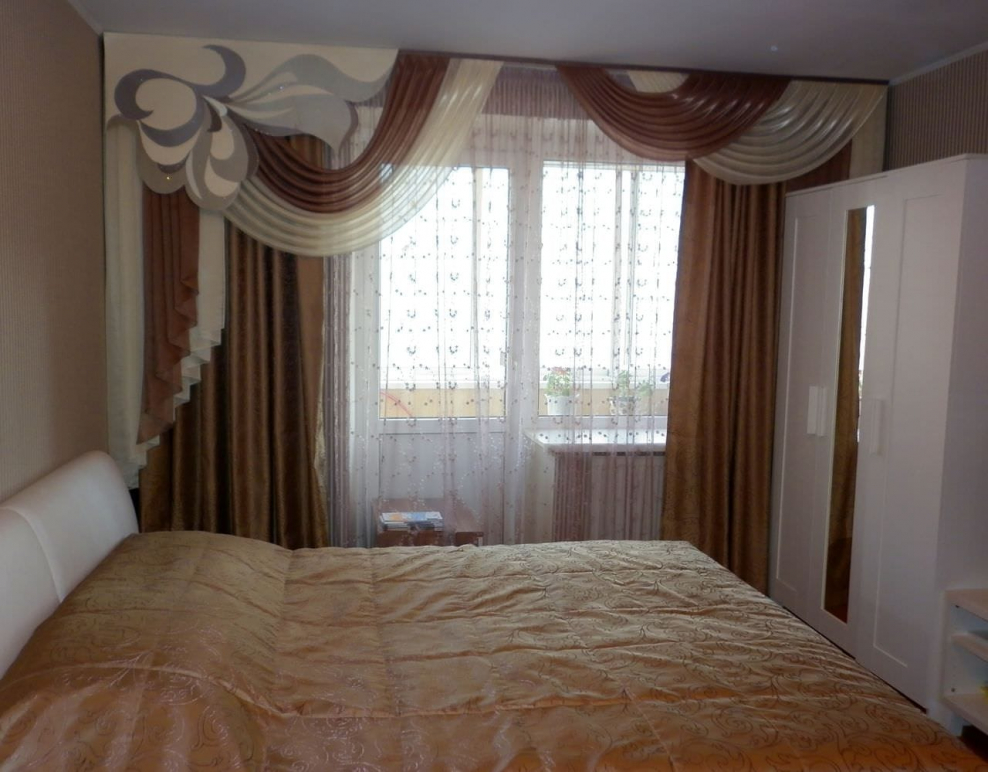 Портьеры с ламбрекеном в спальню