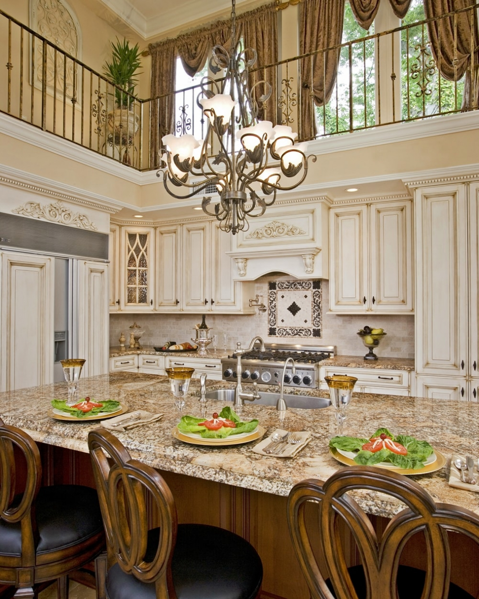 Кухня викласическом стиле