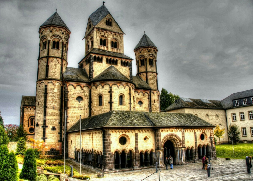 Аббатство Мария Лаах Германия