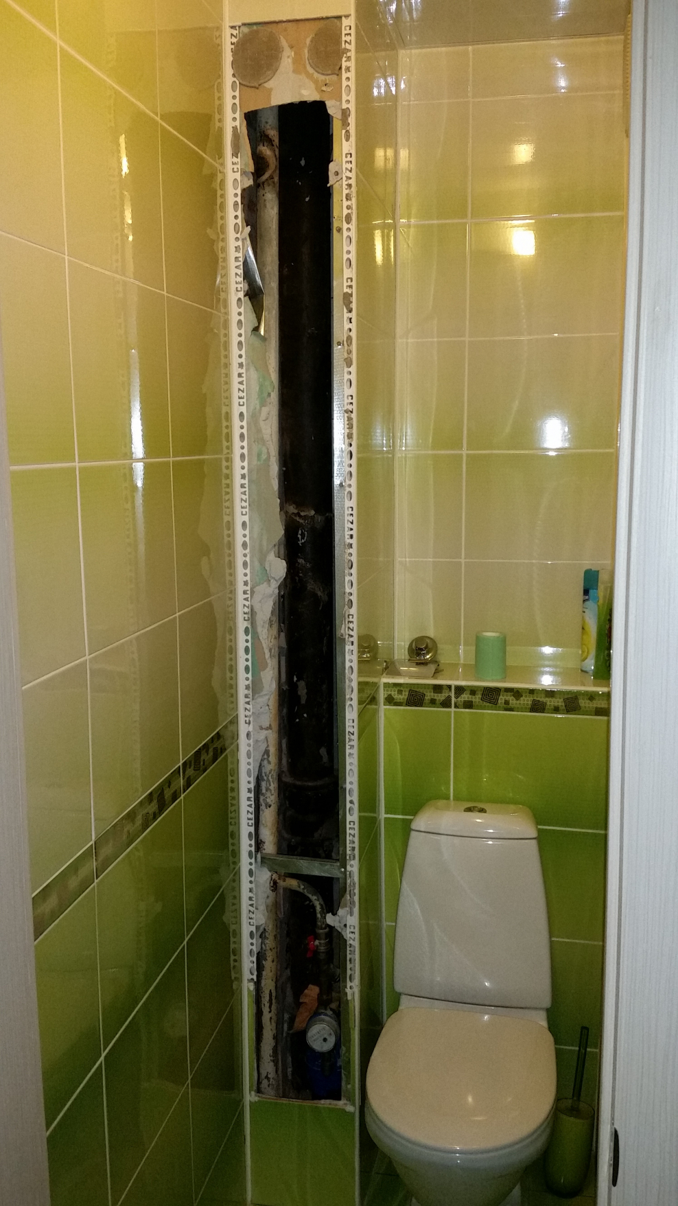 Короб для труб в туалете