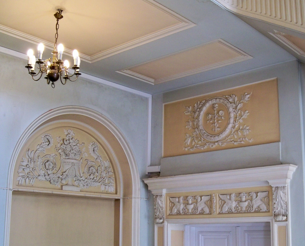 1.50.111 Карниз Европласт