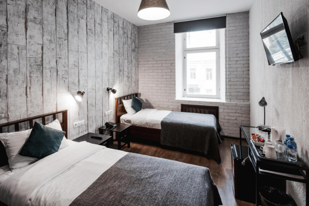 Интерьер отеля в стиле лофт