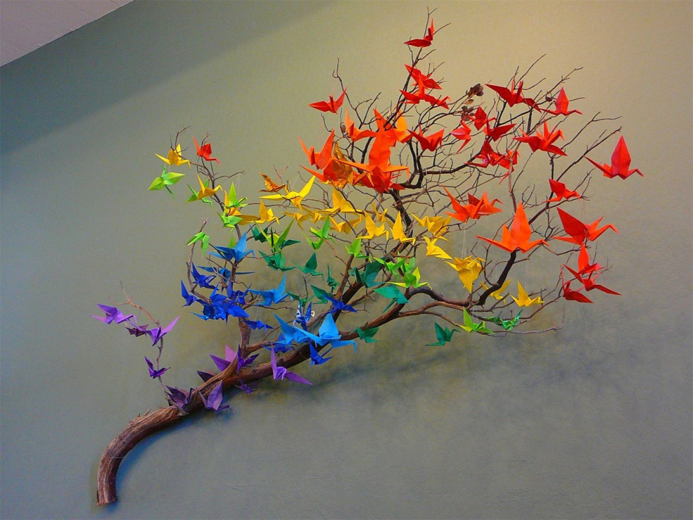 Украшение из веток на стену