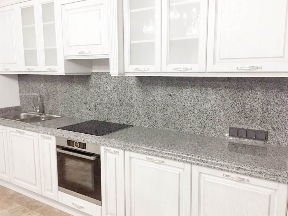 Гранит Рокфорд столешница Зов