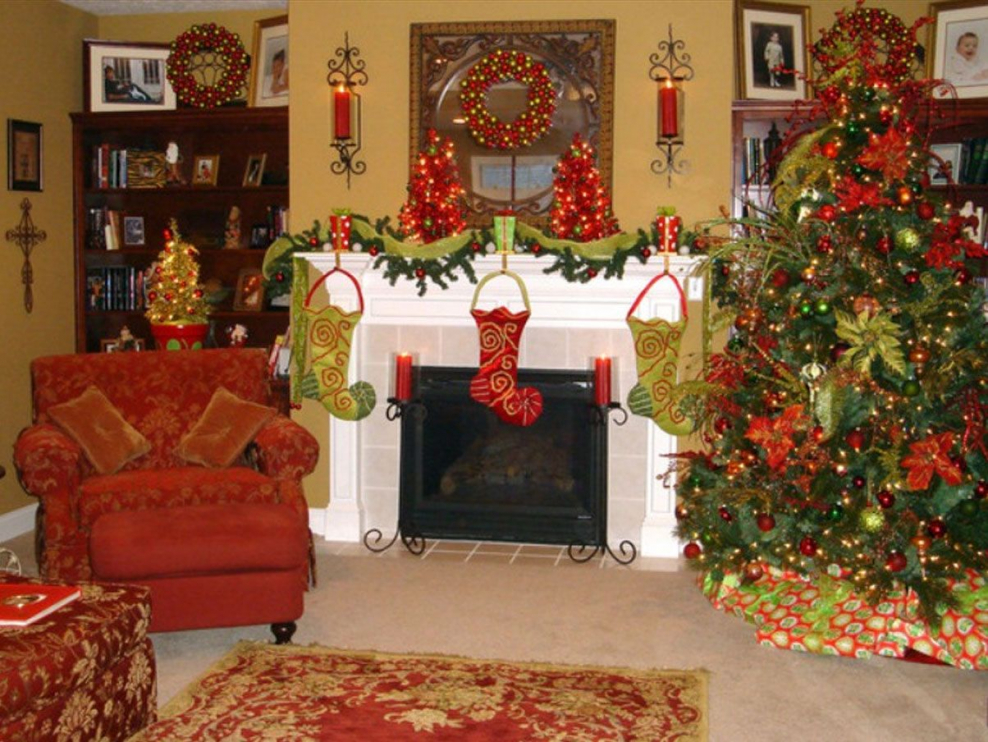 Комната украшенная к Рождеству
