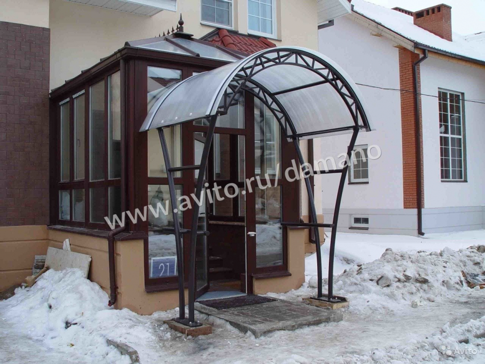 Кованая входная группа в частный дом