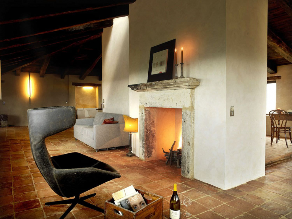 Уютный камин