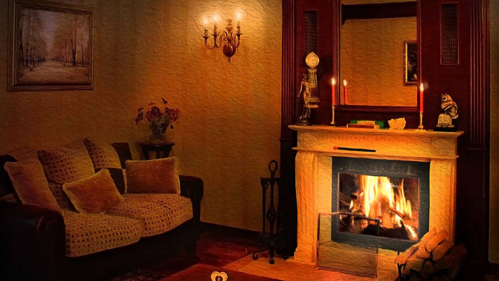 Гостиная с камином и диваном