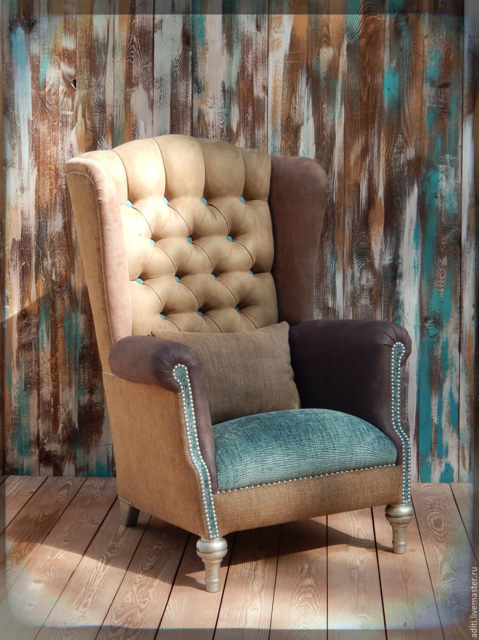 Кресло с ушками в интерьере