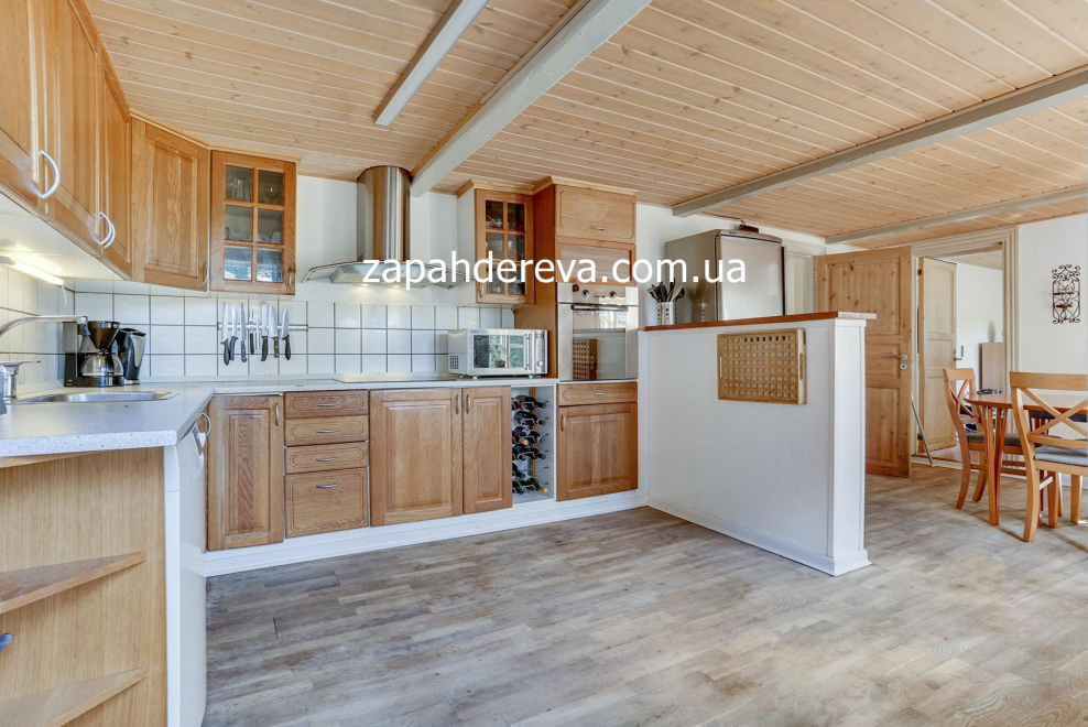 Отделка кухни вагонкой