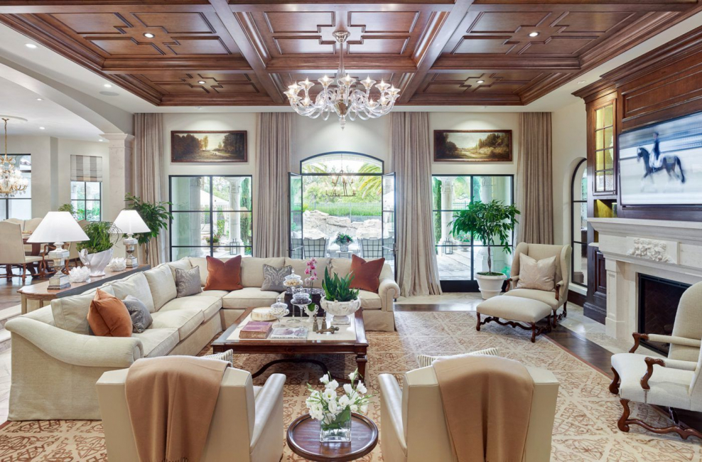 Интерьер загородного дома в стиле Ренессанс