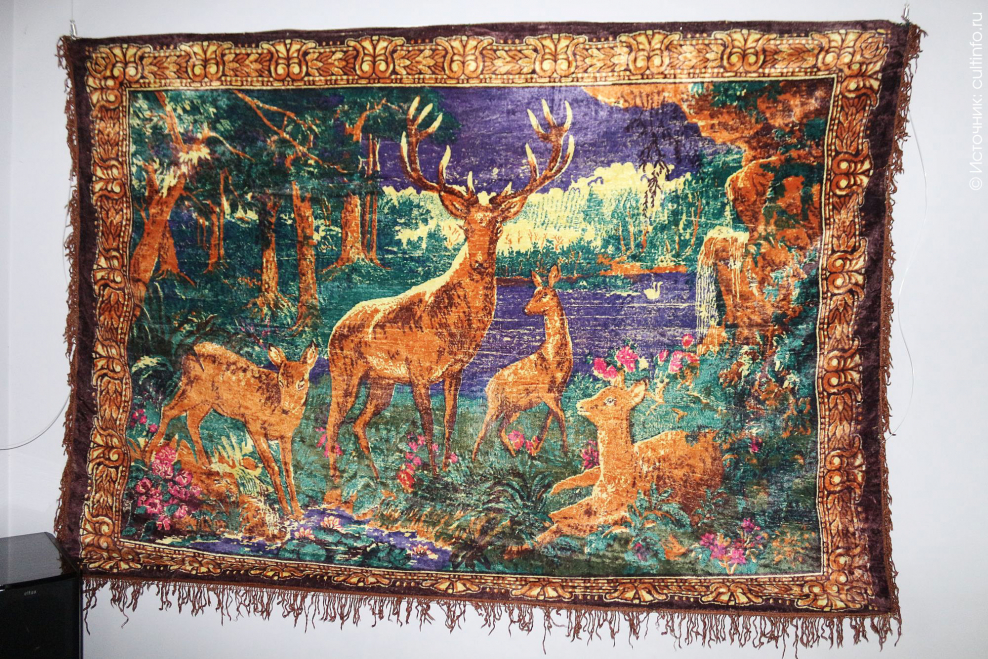 Ковер с оленями