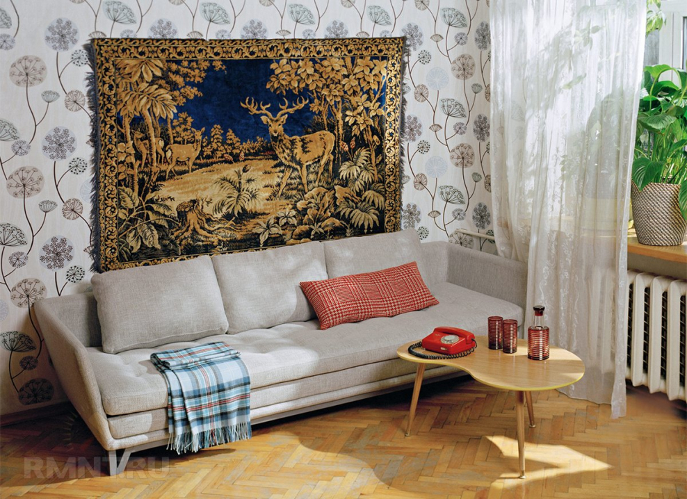 Ковер на стене в современном интерьере