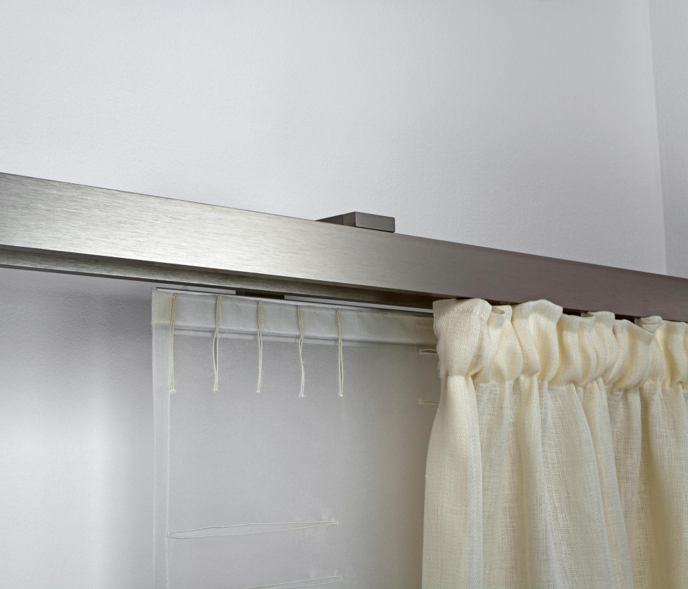 Карнизы для занавесок опускающиеся