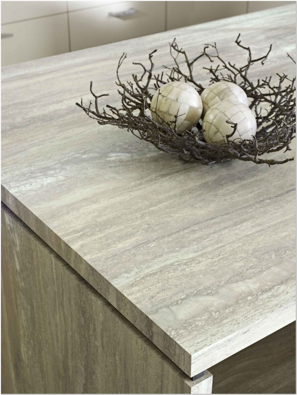 Формика травертин серебро