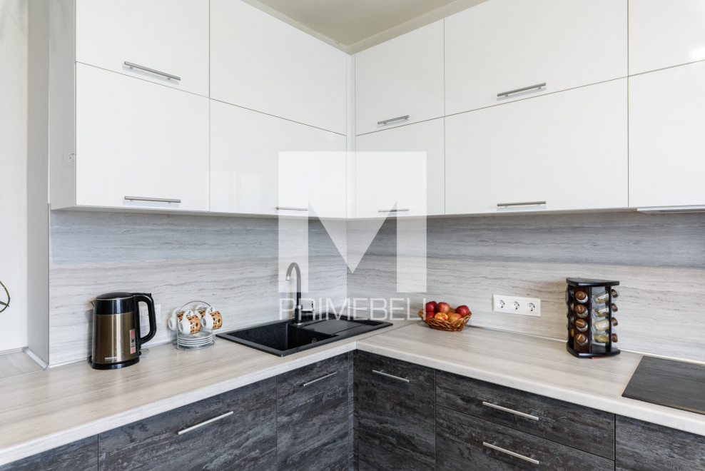 Travertine Kitchen Backsplash