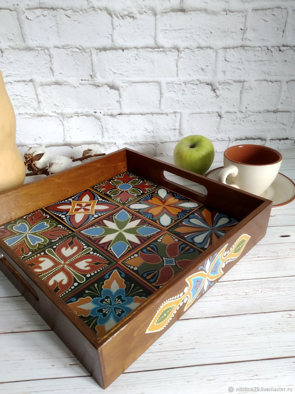 Подносы в марокканском стиле