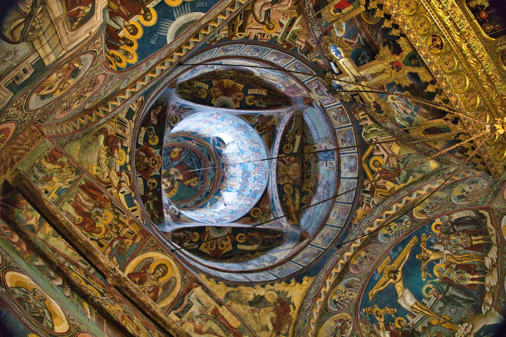 Потолок собора