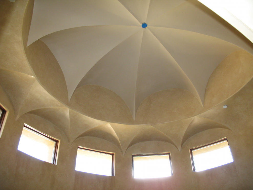 Купольный потолок