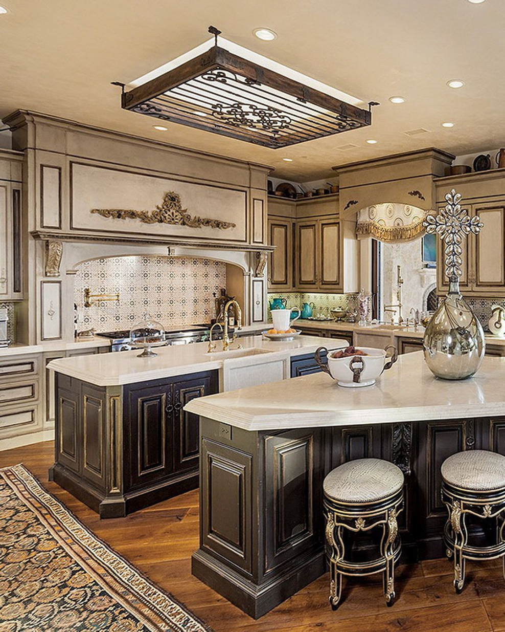 Дорогие кухни