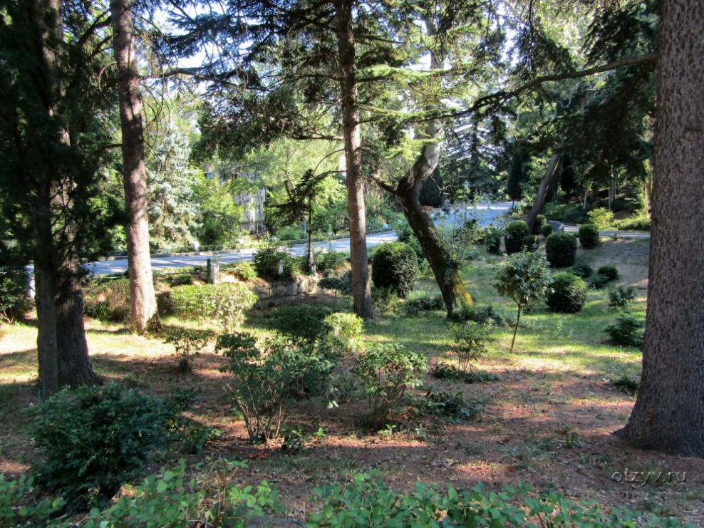 Свято-Троицкий монастырь в Ливадии