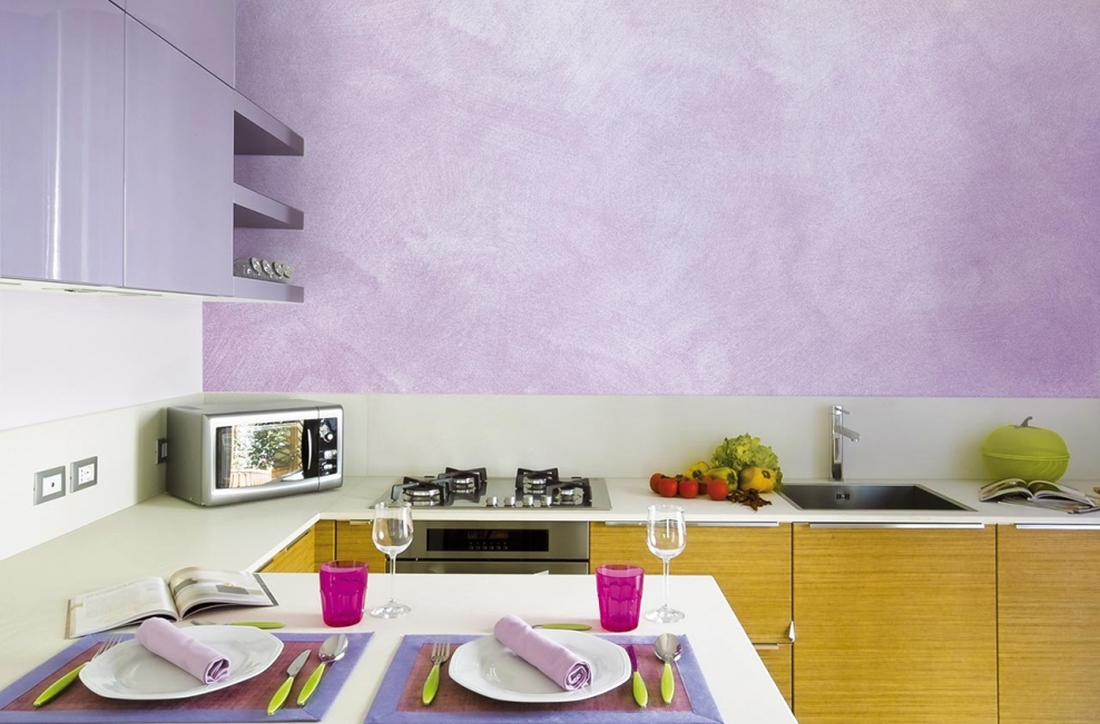 Венецианская штукатурка фартук на кухне