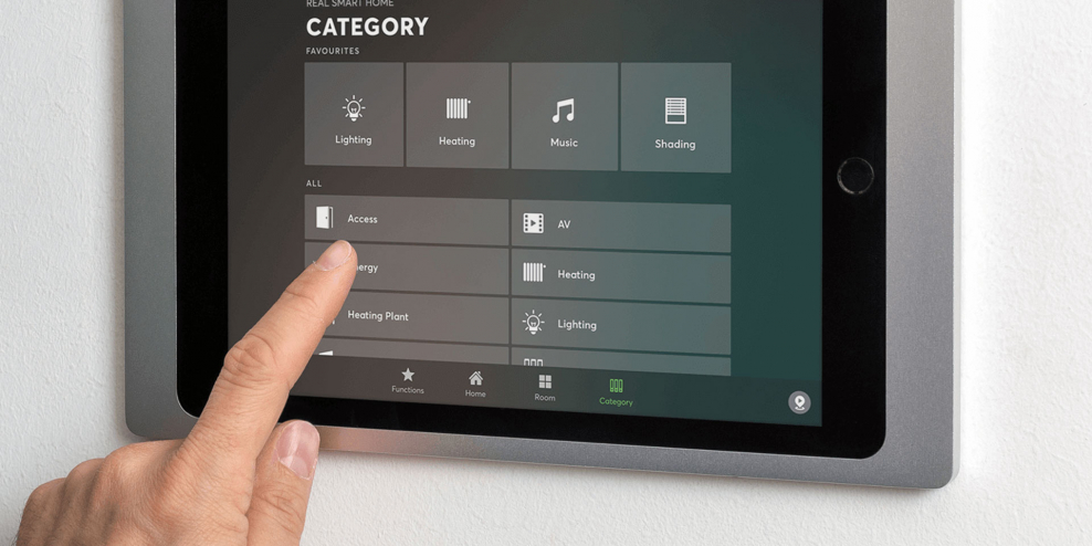 Кнопочная панель управления умным домом