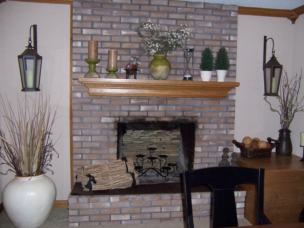 Покрасить кирпичный камин