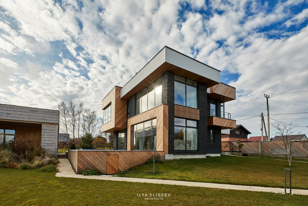 Дом с плоской кровлей