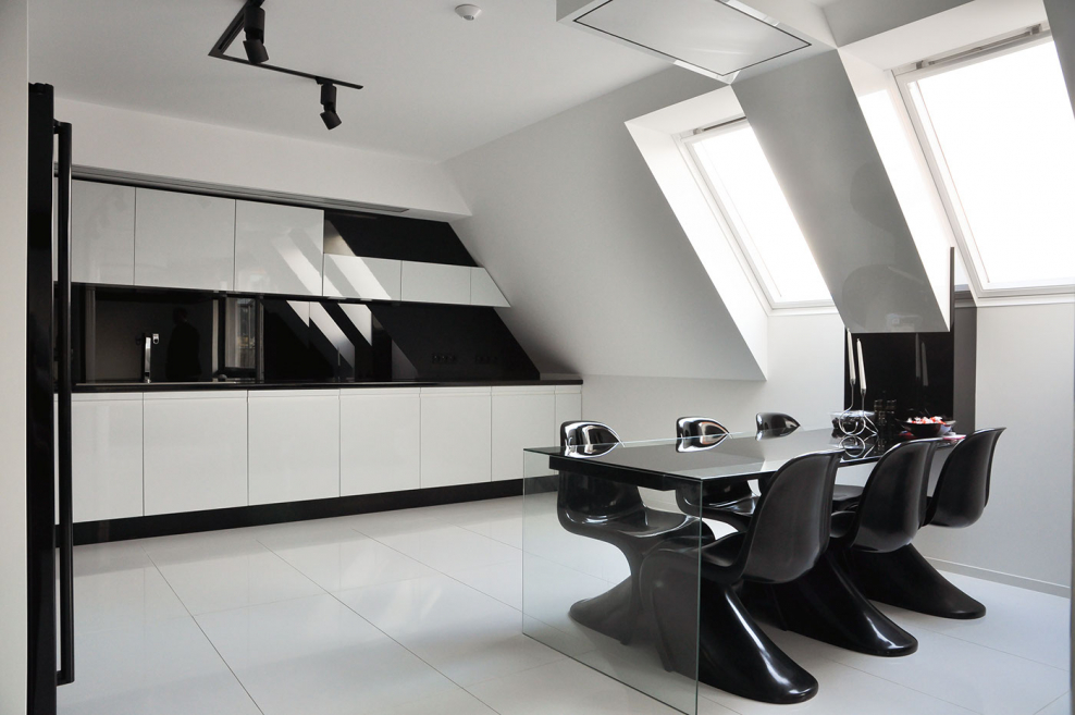 Строгий стиль в интерьере