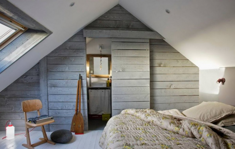 Отделка мансарды