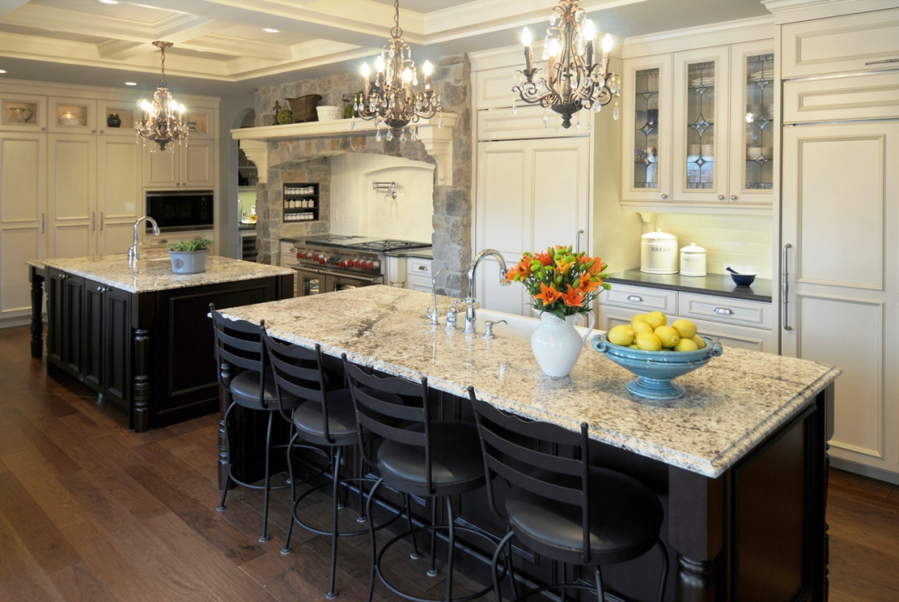 Классические люстры для кухни