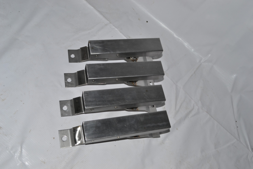 Деревянный кронштейн для мобиля