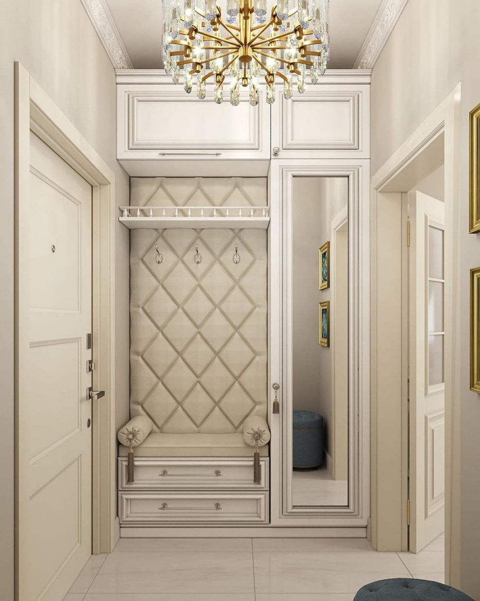 Прихожая в классическом стиле в светлых тонах