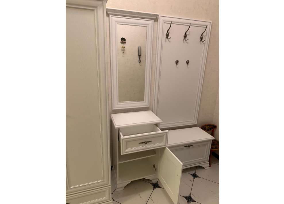 Кентаки, вешалка wie/75