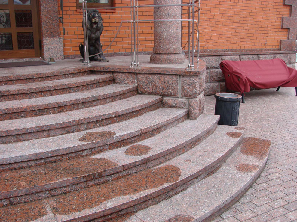 Входная группа гранит мраморные ступени