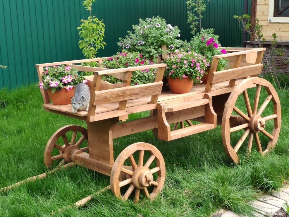 Деревянная телега