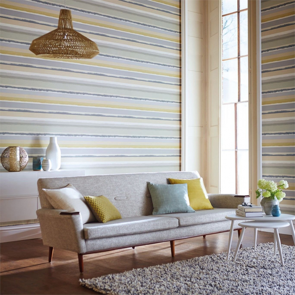 Горизонтальные полосы в интерьере