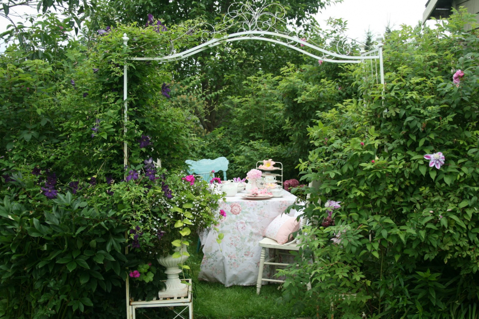 Красивые уголки на даче