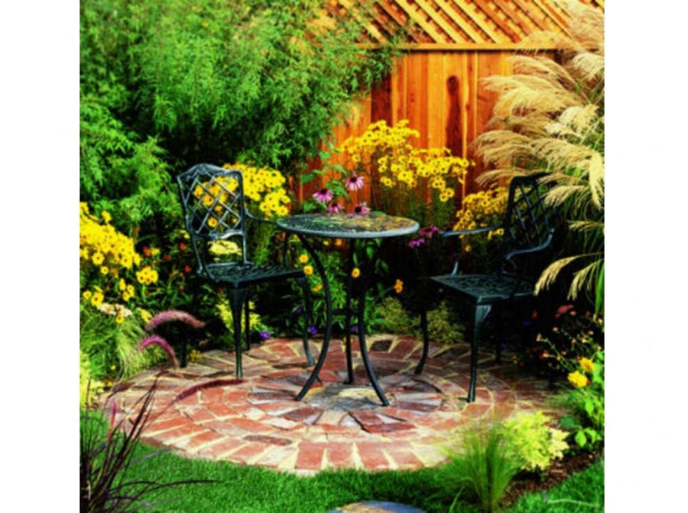 Красивые уголки сада и дачи