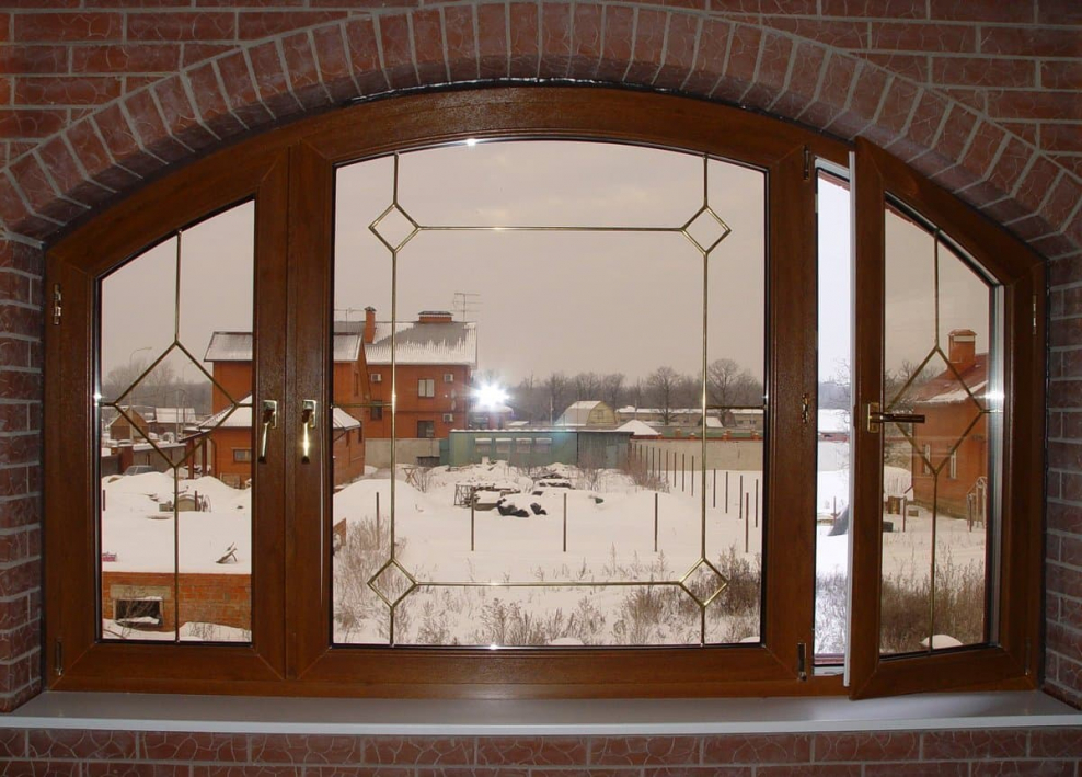 Арочные окна с раскладкой