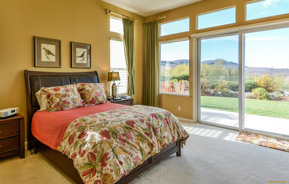 Интерьер спальни