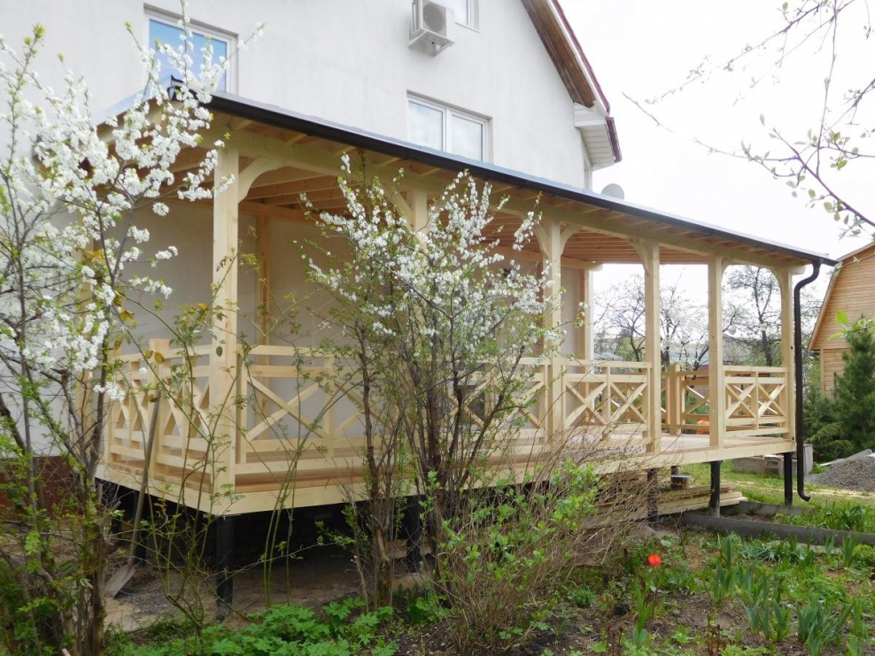 Веранда к дому из дерева своими руками