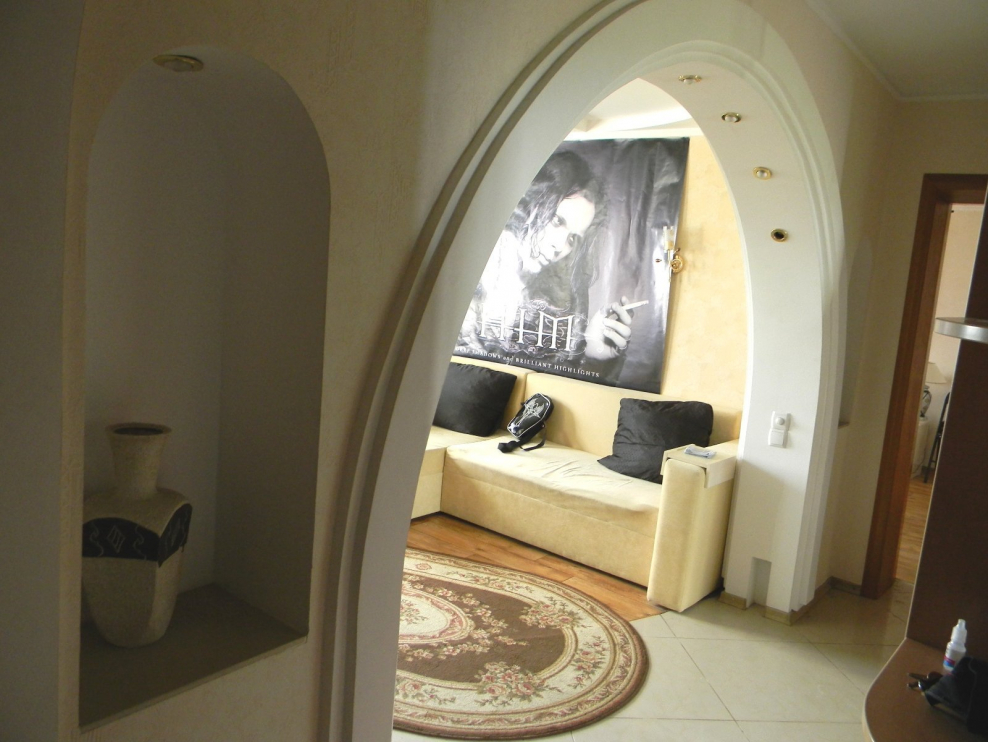 Арки в межкомнатных перегородка зал спальня