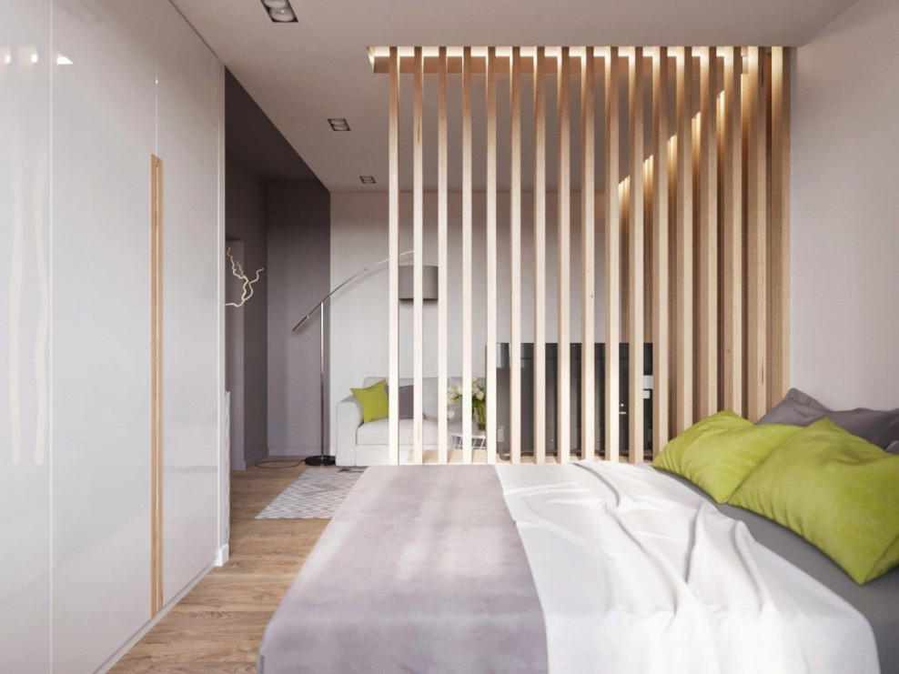 Деревянные рейки в спальне