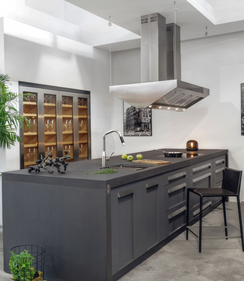 Кухонный гарнитур с верхней полкой