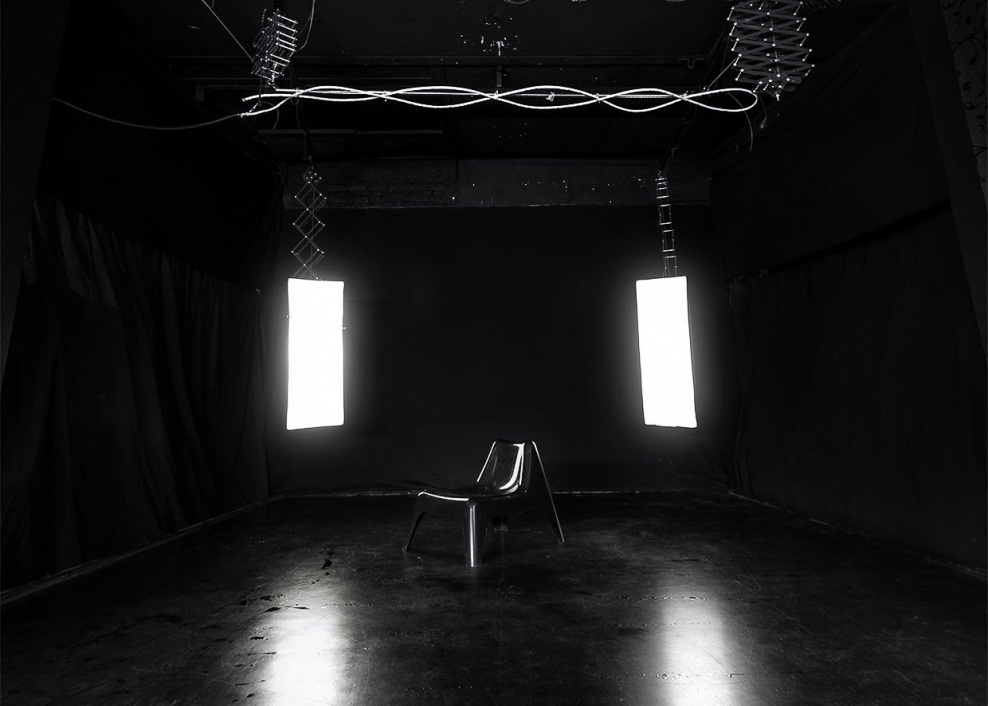 Черная фотостудия