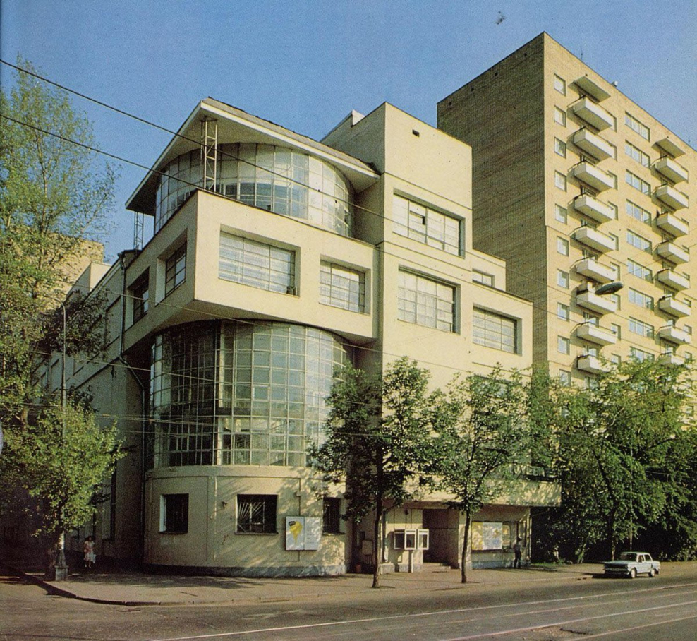 Дом культуры имени Зуева, Москва. 1927–1929. Архитектор Илья голосов