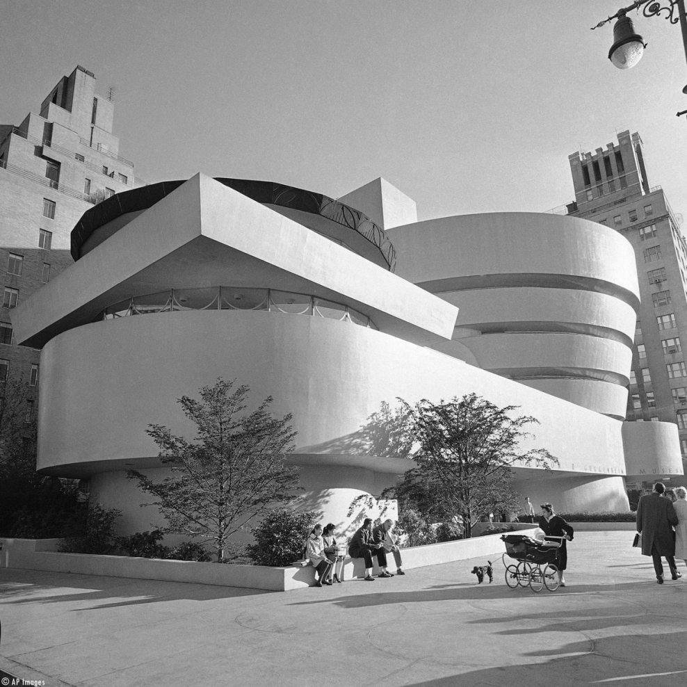 Брутализм Тбилиси