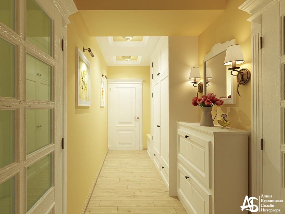 Персиковые стены в коридоре